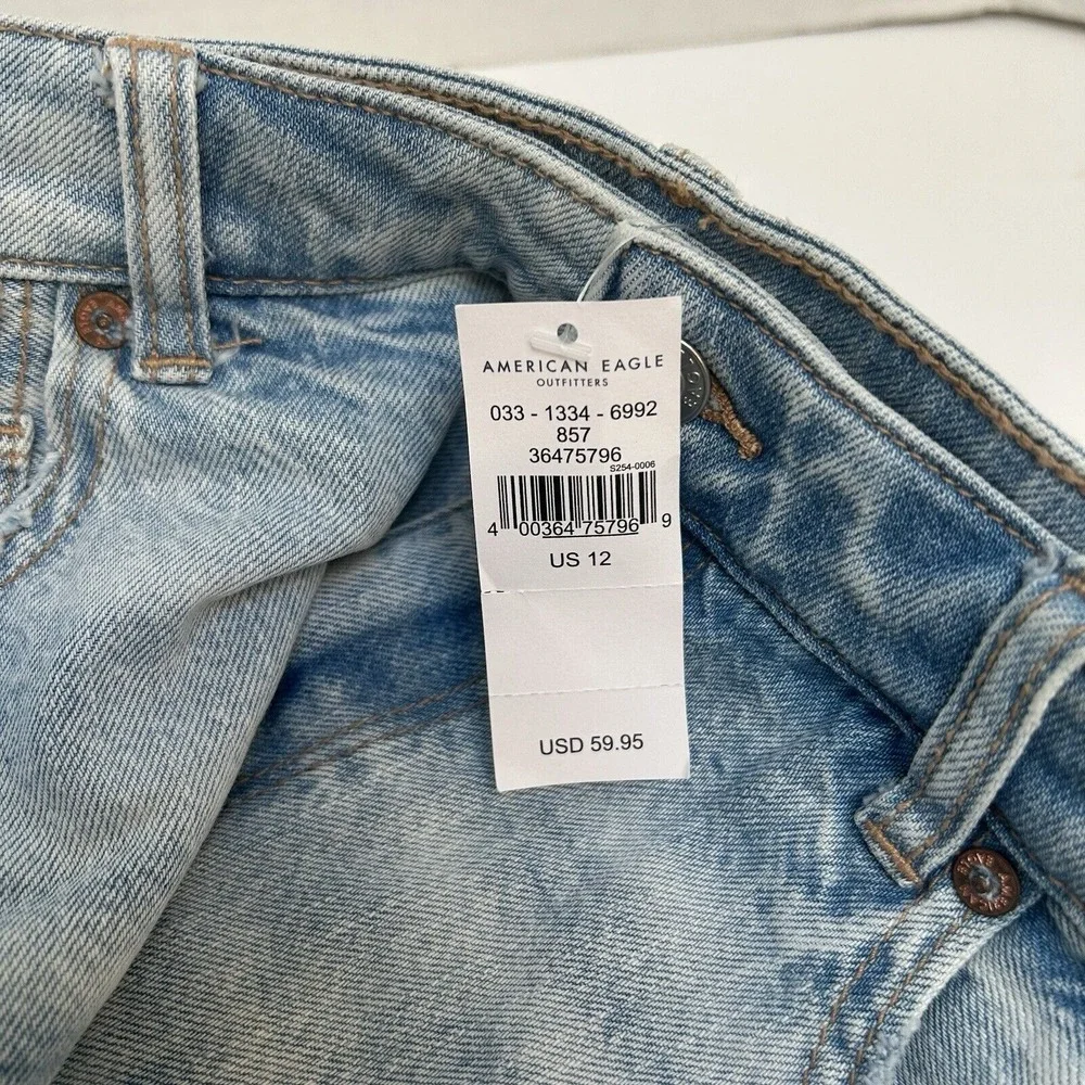 American Eagle NWT Light Denim Baggy Mom Jean Shorts‎ Stretch Waistband Size 12